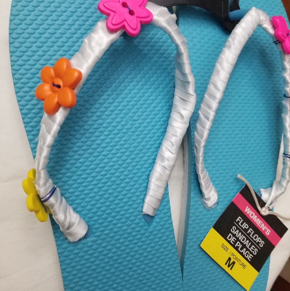 Summer Flip Flops - Picture 4 of 5